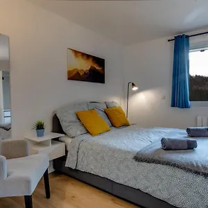 https://chalet-grand-balcon.hotels-rhonealpes.com
